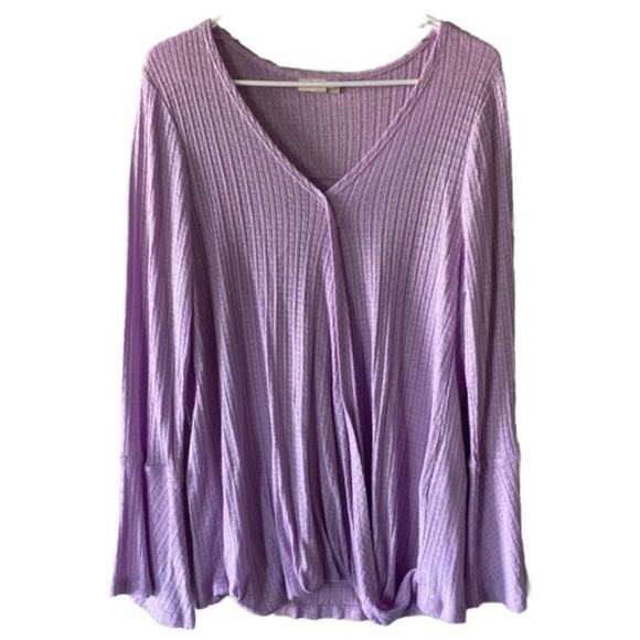 Style & Co "Spring Awakens" Lavender Purple V Neck Long Bell Sleeved Top - Picture 1 of 4